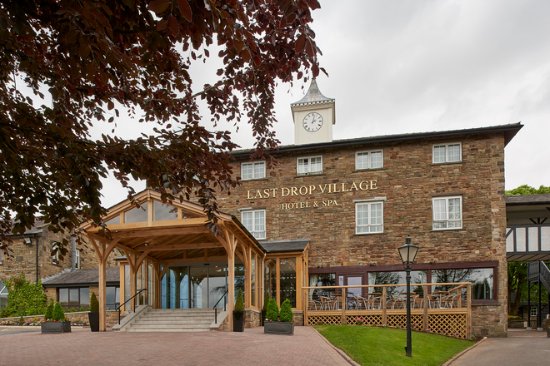 The Last Drop Village Hotel